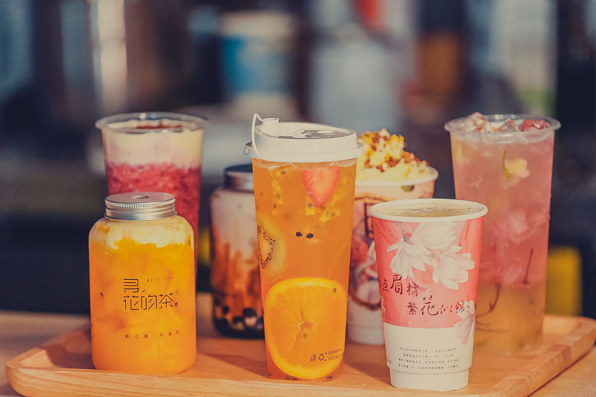 ”尋花吻茶“品牌代言簽約儀式 ”尋花吻茶“品牌代言簽約儀式