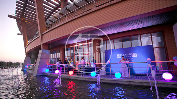 優(yōu)質(zhì)的年會策劃企業(yè)是怎樣實現(xiàn)單位年會策劃？